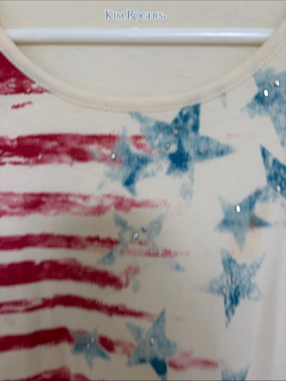 Kim Rogers Cream Tee with Red Stripe & Blue Star Graphic - Picture 3 of 4